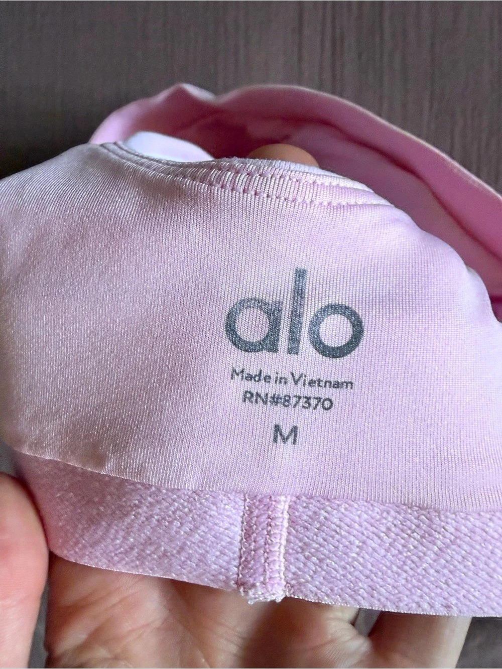 Alo Pink Sports Bra Size Medium - Picture 4 of 4